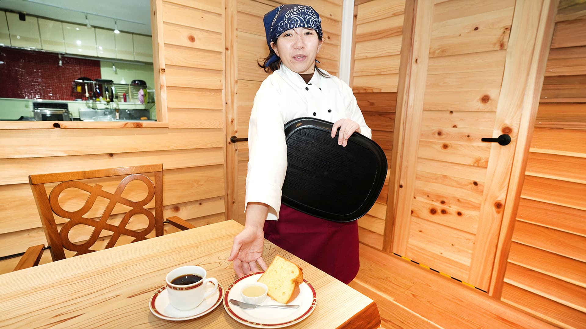 穴水町の仮設団地にケーキとコーヒーの香り──“ボラまち喫茶”が提供する「前向き」な時間